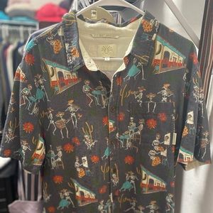 Levitate short sleeve Button down